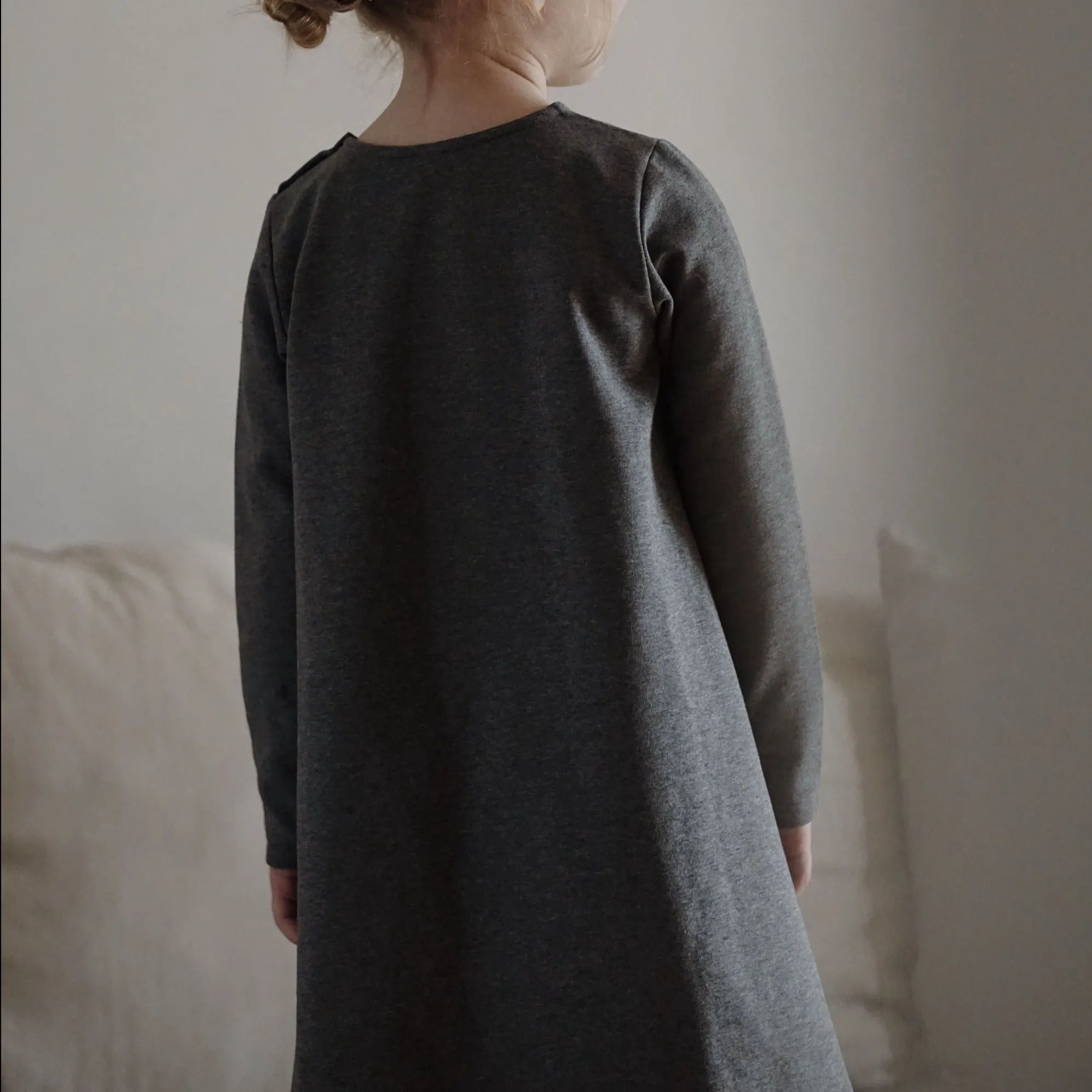 Caley Organic Cotton Long Sleeve Jersey Dress (Dark Grey)