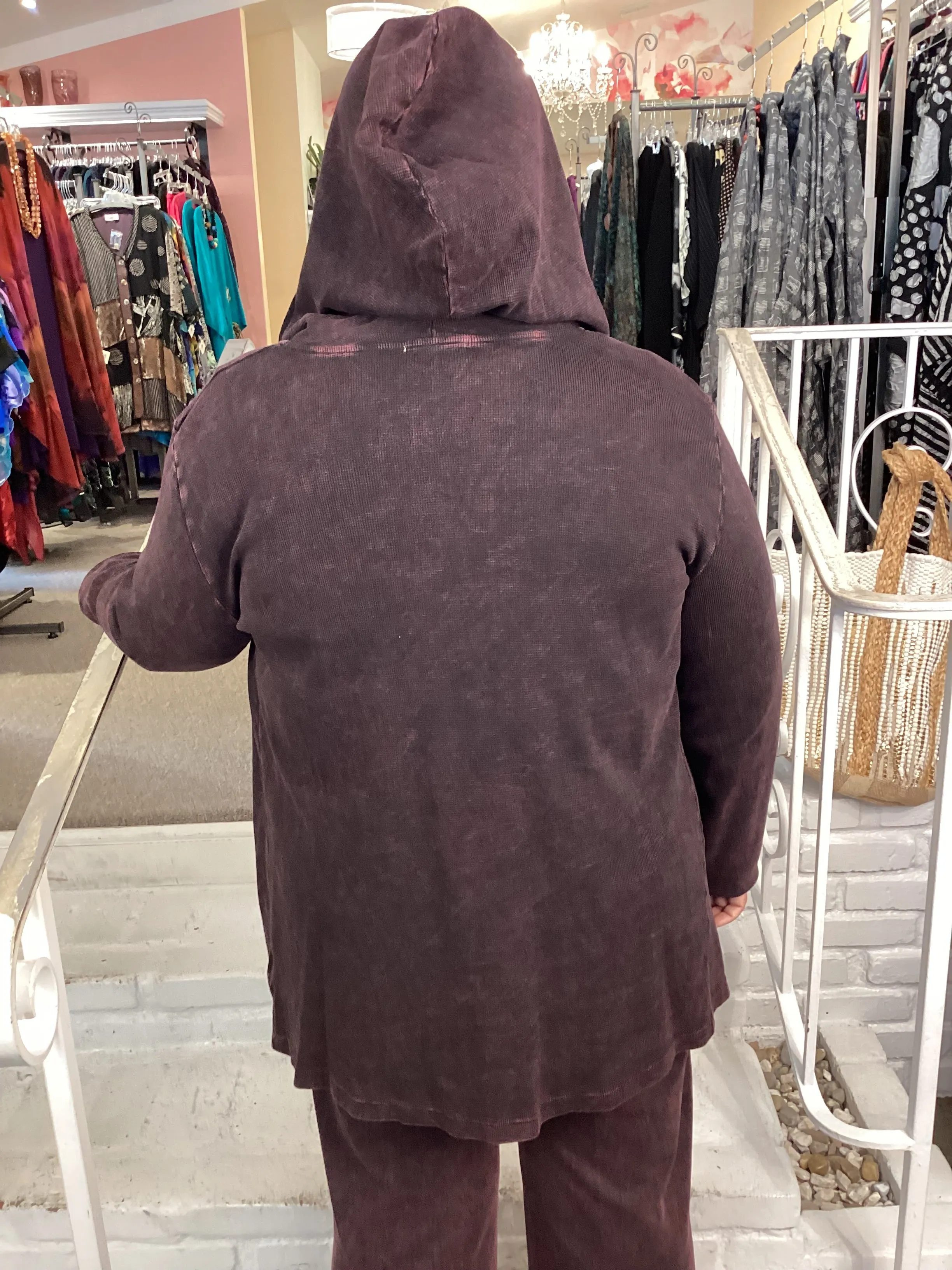 CASCADING HOODED CARDI - WINE