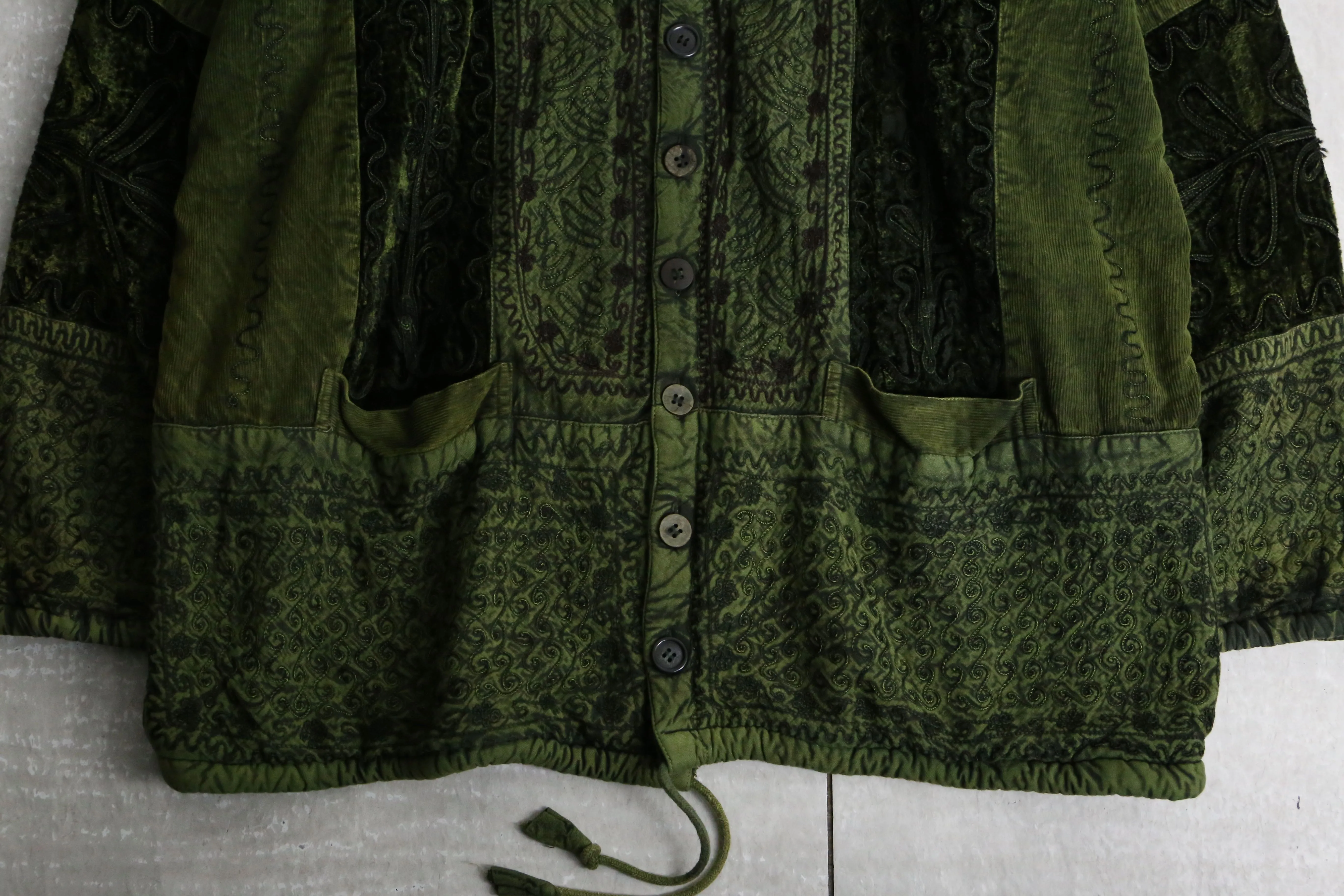 dark green wrinkle design jacket