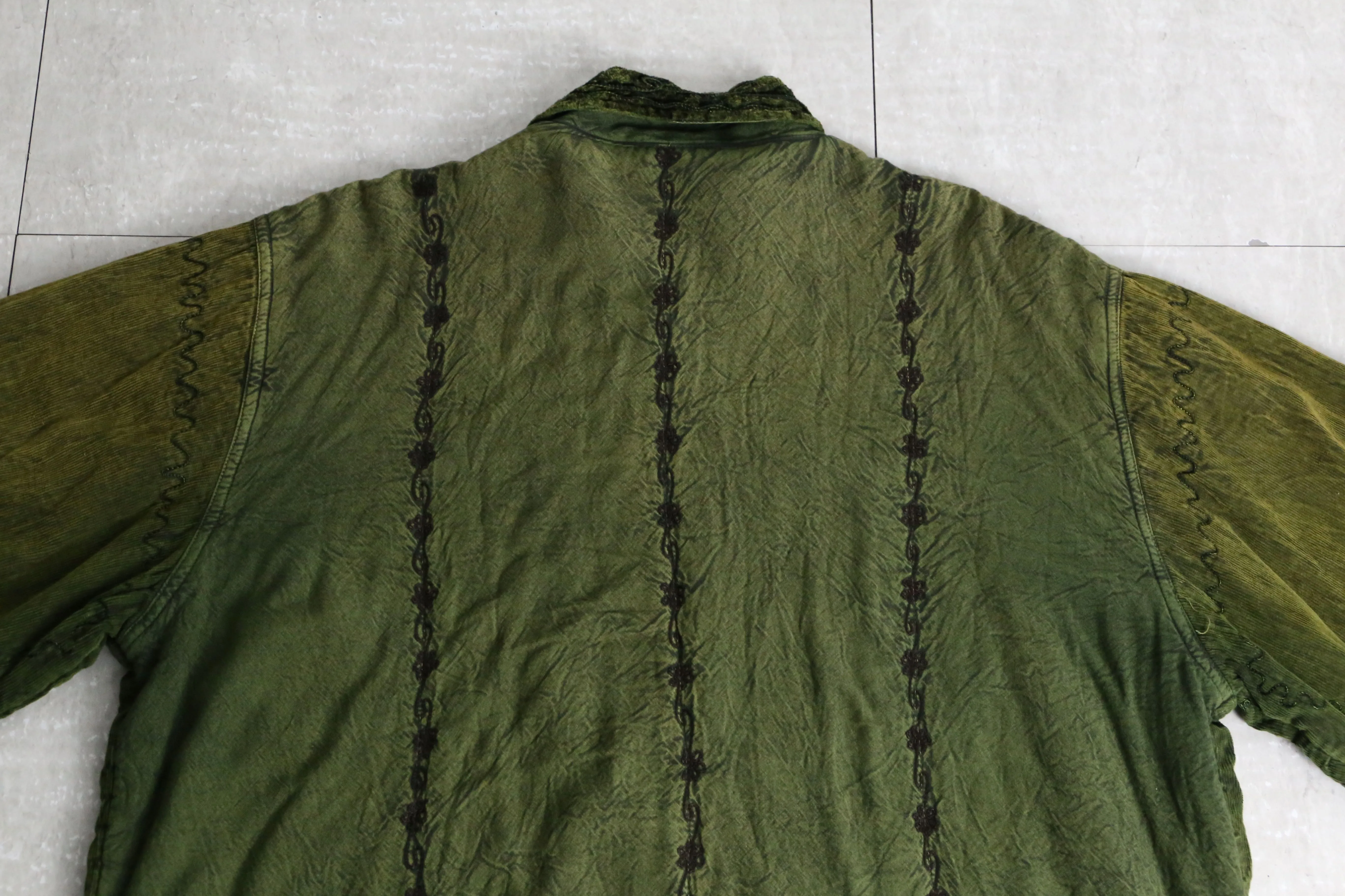 dark green wrinkle design jacket