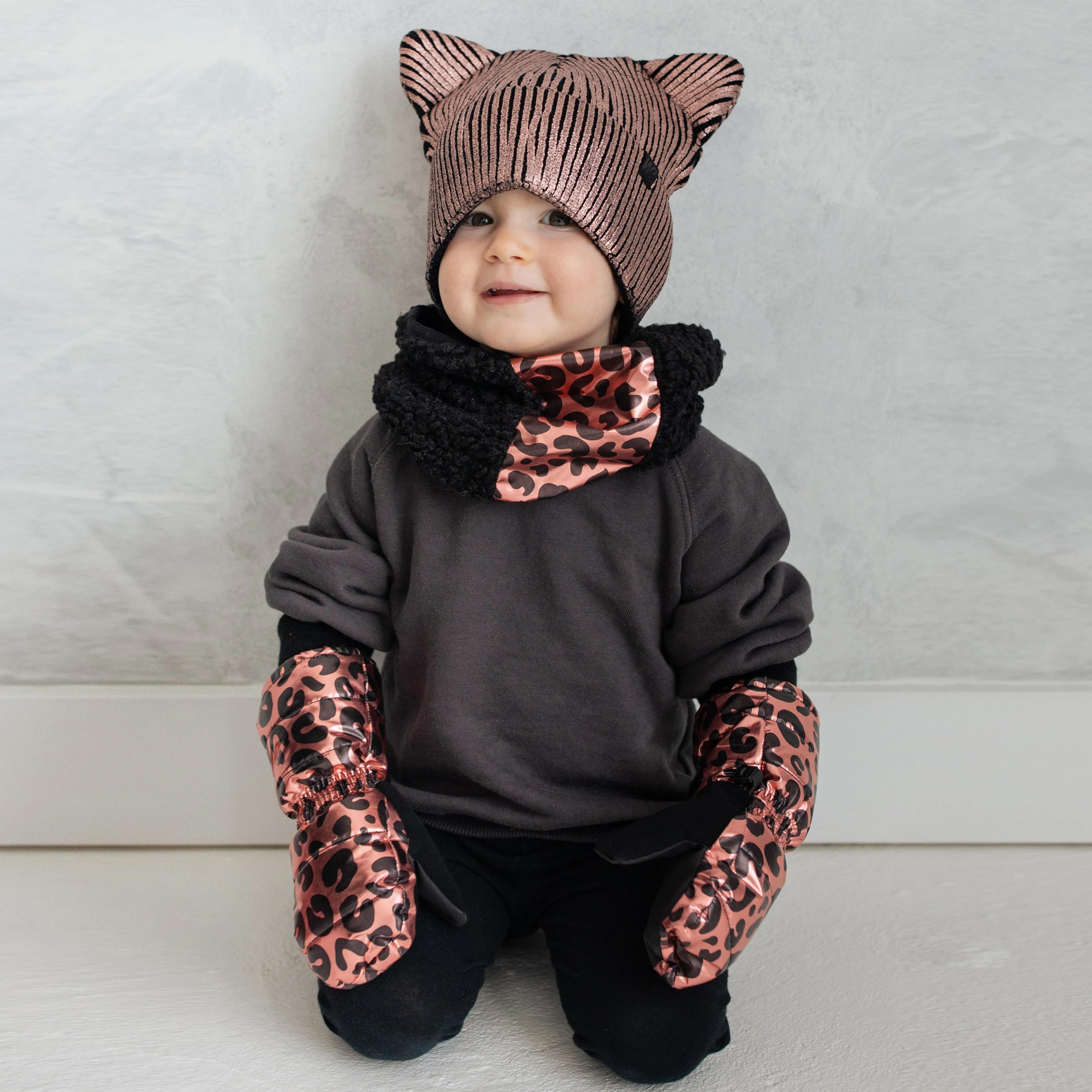 Girl's Black Sherpa Neck Warmer