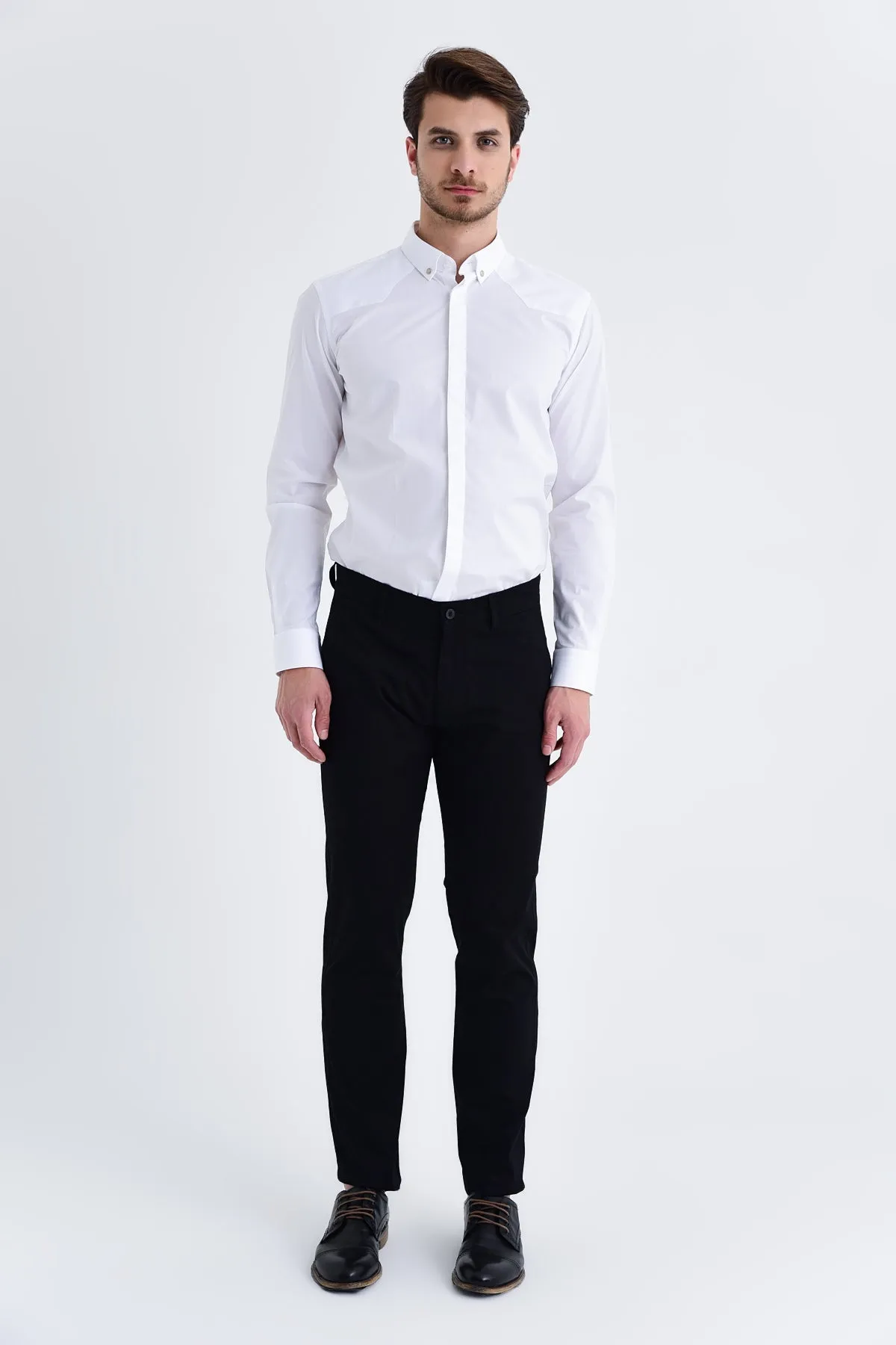 Regular Fit Low Waist Black Cotton Casual Pants