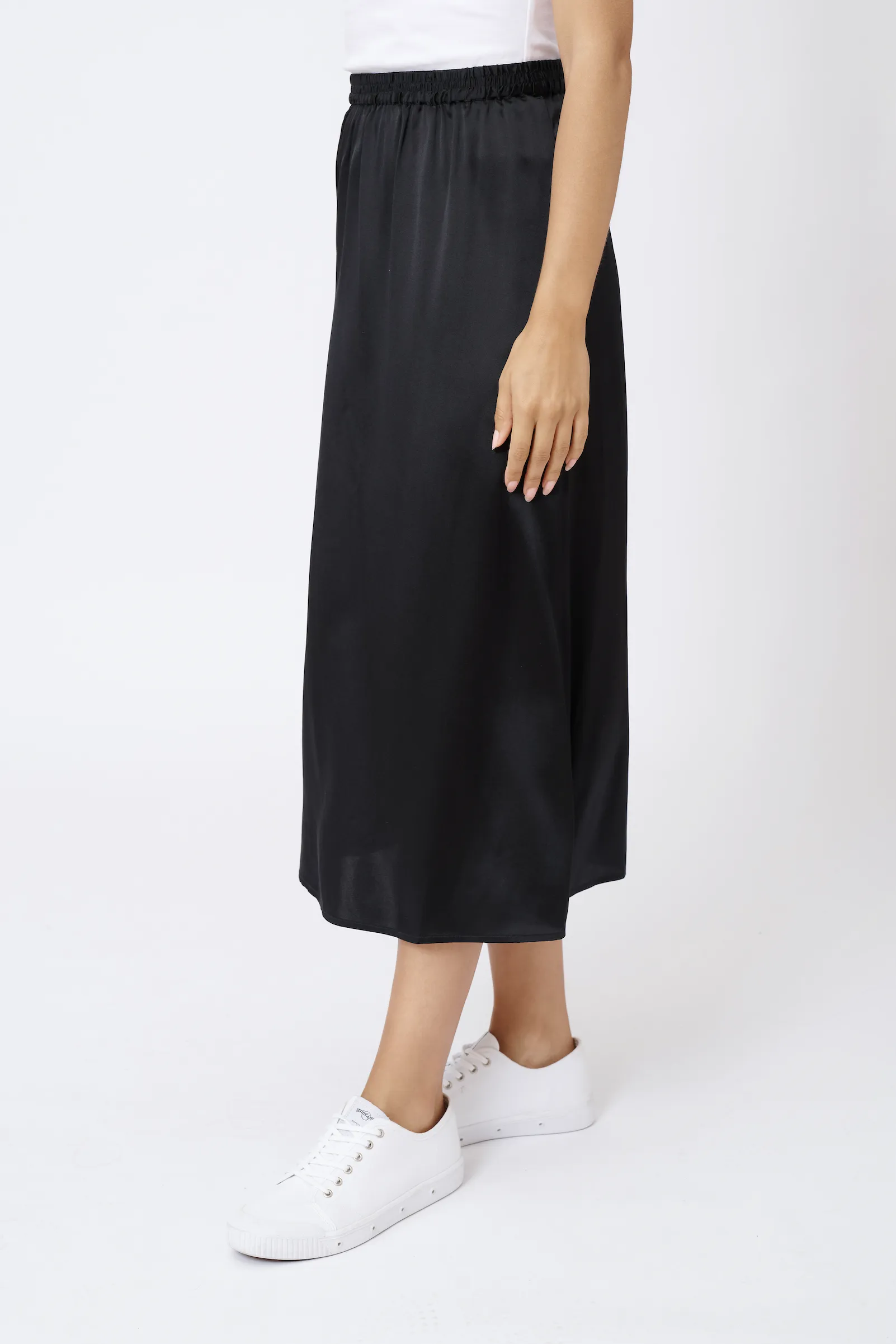 Silky Sundae Skirt in Black