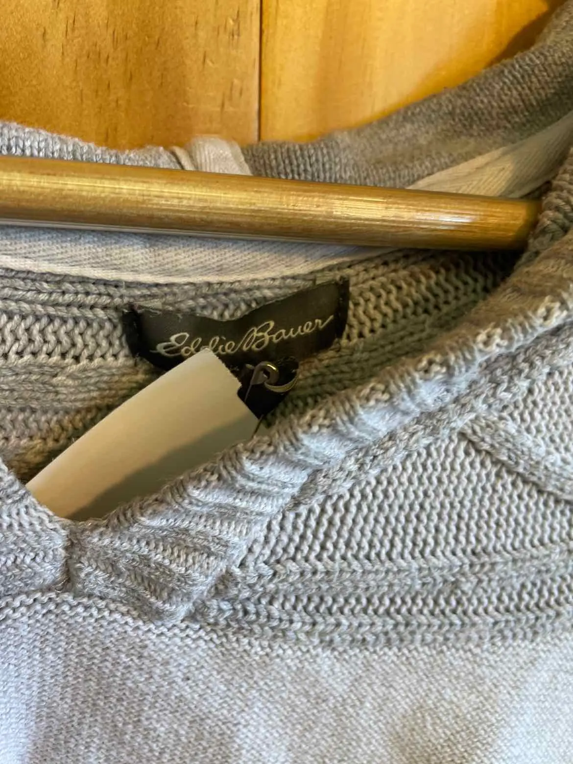 Size Large Eddie Bauer Gray Women's Sweater & Sweatshirt