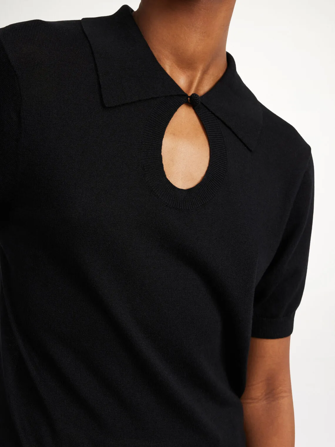 TALALLIA POLO STYLE KNIT W KEY HOLE