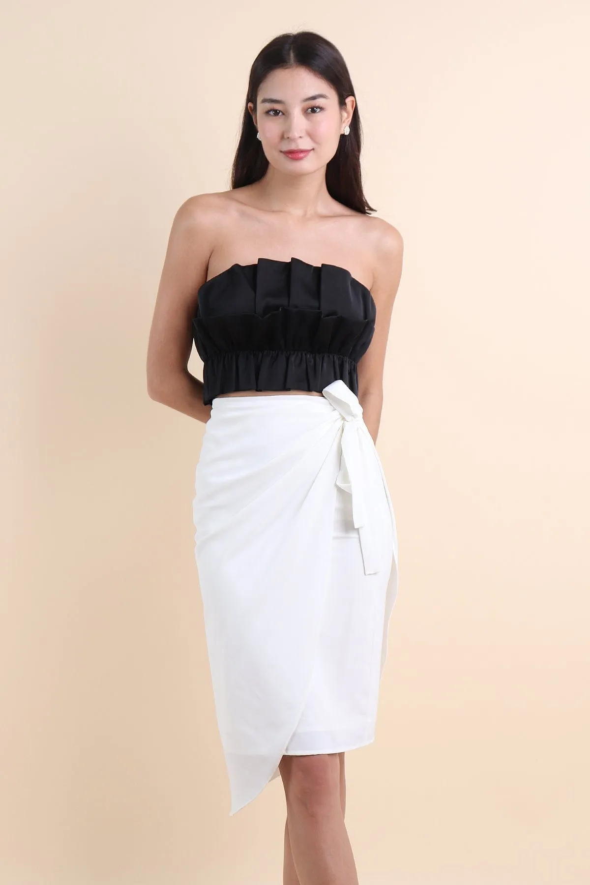 VERA TIE DRAPE SKIRT IN WHITE